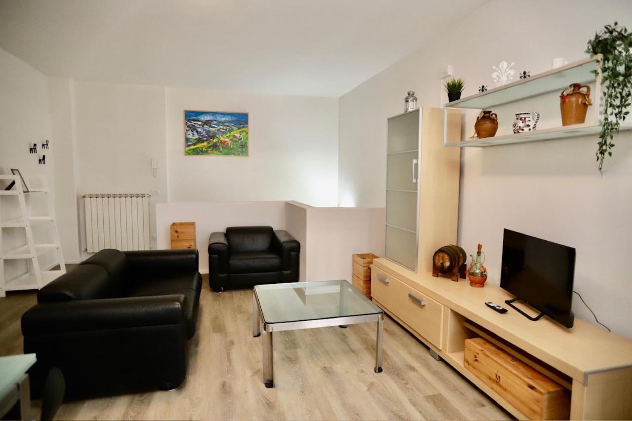 Appartamento Piazzetta Franchi ซานกัสชาโน อิน วัลดีเปซา ภายนอก รูปภาพ
